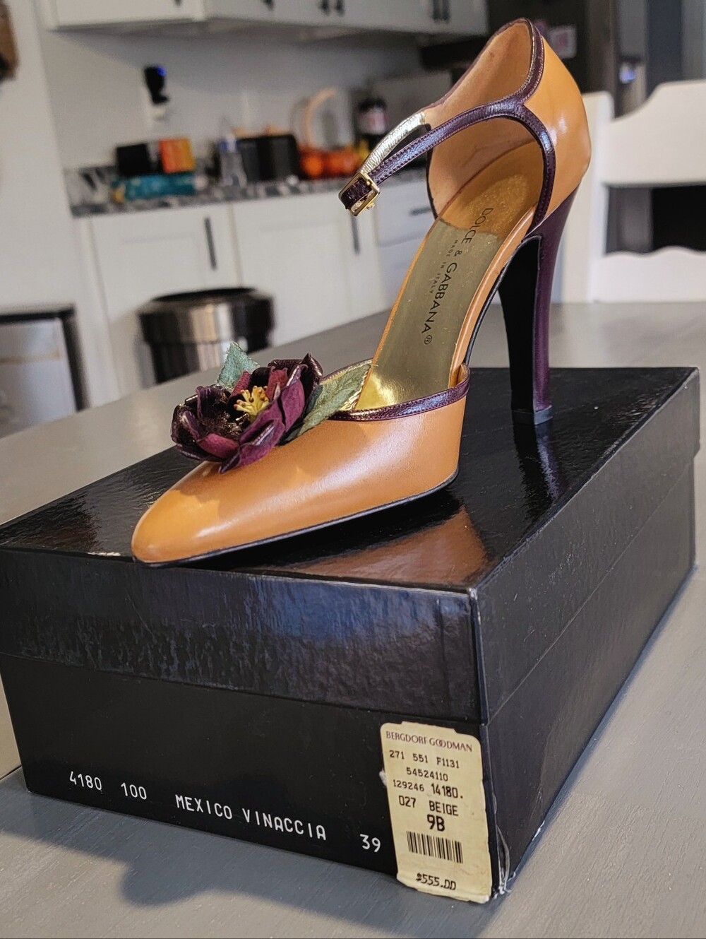 Dolce & Gabbana Vinaccia Leather Cardinale Pumps Heel 100 Size 38
